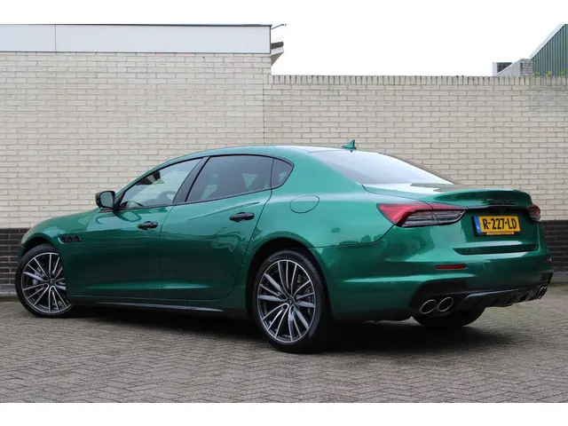 Maserati Quattroporte