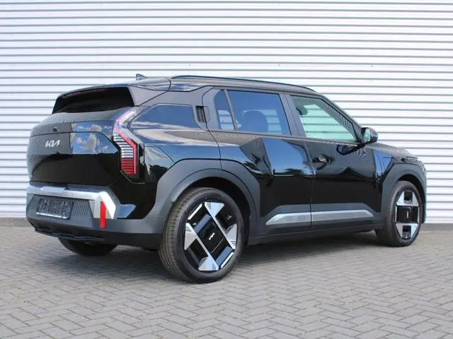 Kia EV3 Plus Advanced 58.3 kWh | Nieuw | Direct leverbaar | Actieradius tot 414 km (WLTP) | 18% bijt...