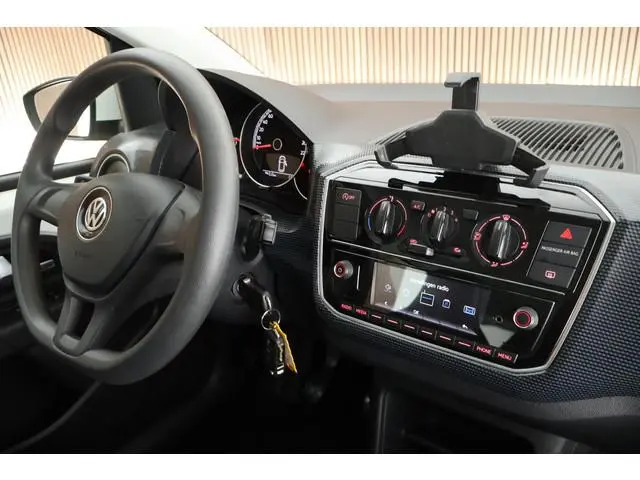 Volkswagen Up! 1.0 BMT 60pk move up! Airco Maps&More