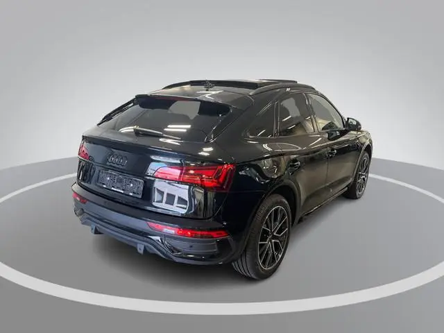 Audi Q5 Sportback 55 TFSIe 367pk S-Tronic S Edition · SOH 95,6% · Panoramadak · 360 Camera · Inklap....