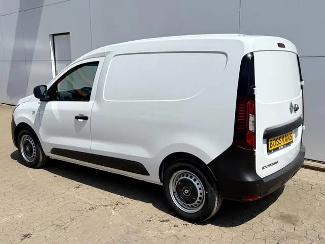 Renault Kangoo Comfort 1.3 TCe 100PK **Benzine** L1 Airco Navigatie Carplay Cruise Control Parkeerse...
