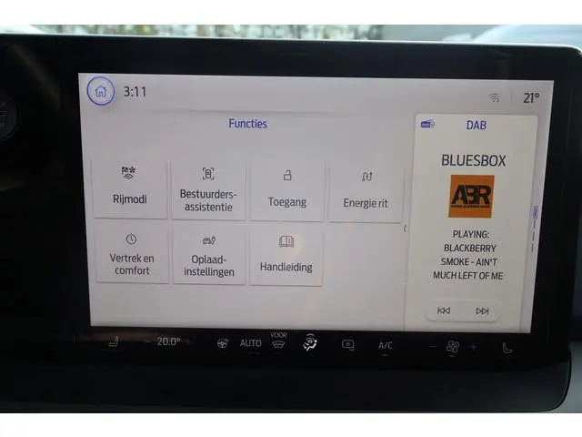 Ford E-Transit Courier