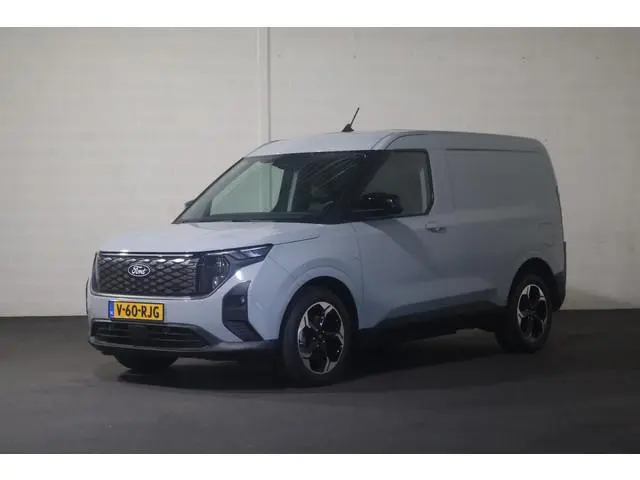 Ford E-Transit Courier