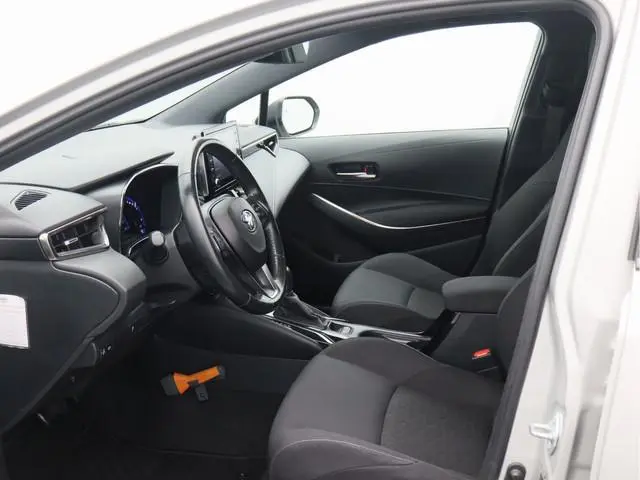 Toyota Corolla Touring Sports 1.8 Hybrid Dynamic/ lage km/ zeer mooi!