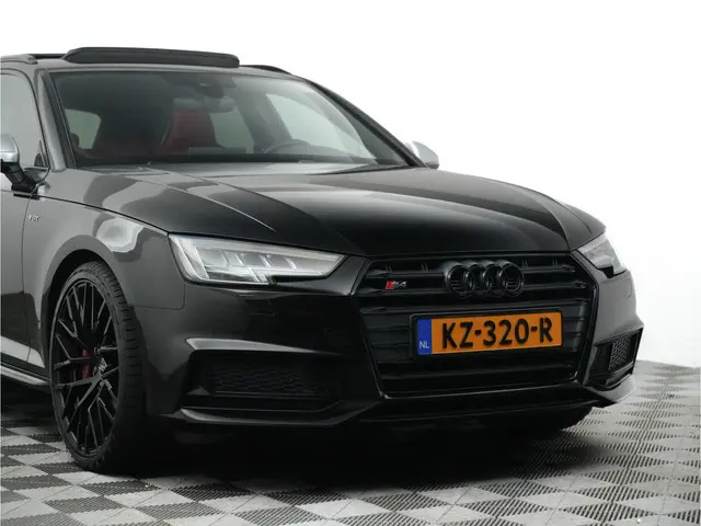 Audi S4