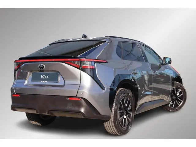 Toyota bZ4X Dynamic 73 kWh, €3.000 Voordeel, 360 Camera, BSM, Stoel verwarming, Stuur verwarming, El...