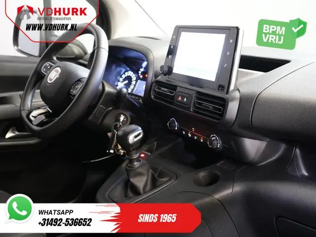 Fiat Doblo 1.5 HDi 100 pk (DEMO) 3 Pers./ CarPlay/ Stoelverw./ Camera/ PDC/ Cruise/ Airco