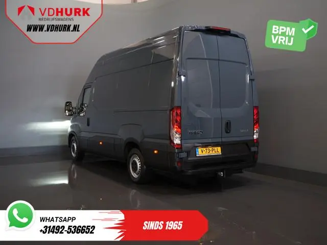 Iveco Daily 35S21HV 3.0 180 pk Aut. L2H3 LED/ 3.5t Trekverm./ Adapt.Cruise/ Carplay/ Gev.Stoel./ Cli...