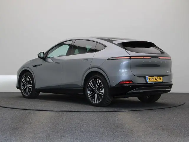 XPENG G6 AWD Performance | Panoramadak | 550km WLTP | Stoelverwarming en Ventilatie | snelladen tot...