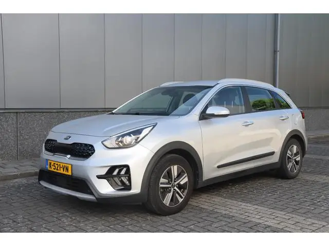 Kia Niro 1.6 GDi Hybrid DynamicLine | Dealer onderhouden | Trekhaak | Automaat |