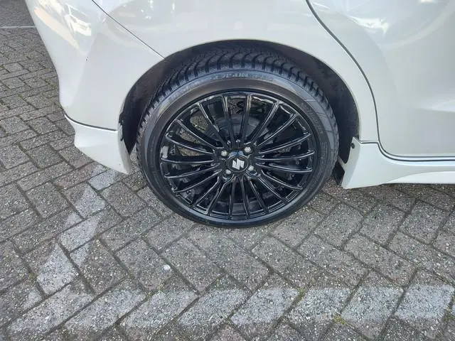 Suzuki Baleno