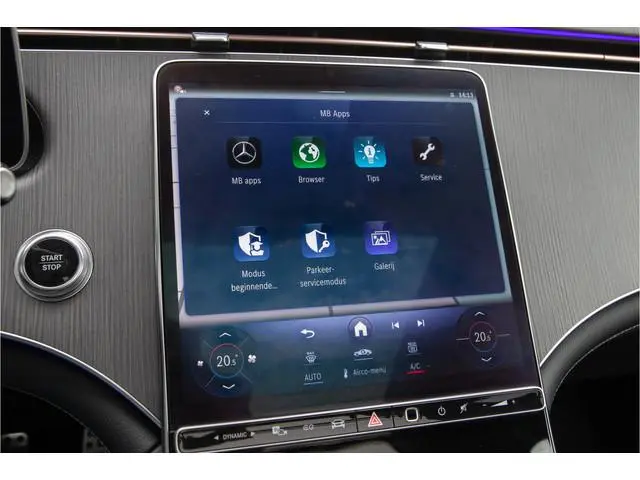 Mercedes-Benz EQE