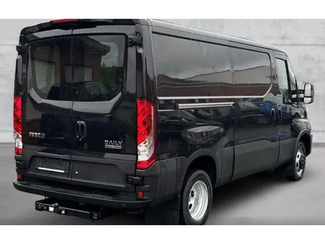Iveco Daily  35C21 Hi-Matic Luchtvering 3.5T Trekhaak