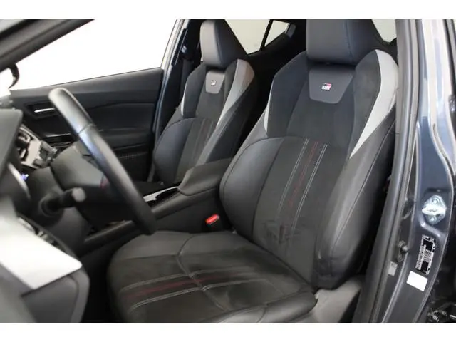 Toyota C-HR 2.0 Hybrid Executive |GR|