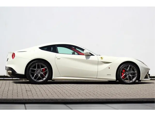 Ferrari F12 6.3 Berlinetta HELE | VAT | Lift | Carbon | Camera