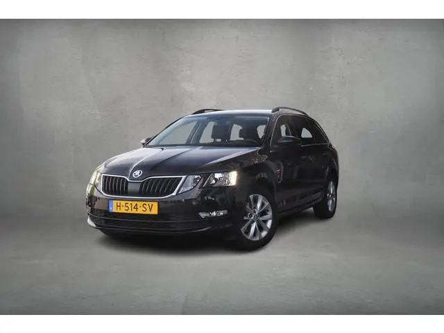 Skoda Octavia Combi 1.5 TSI Greentech Business Edition | Apple Carplay | Half Leer | Stoelverwarming