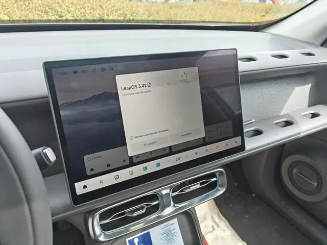 Leapmotor B10