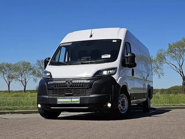 PEUGEOT BOXER 2.2 l4h2 automaat navi