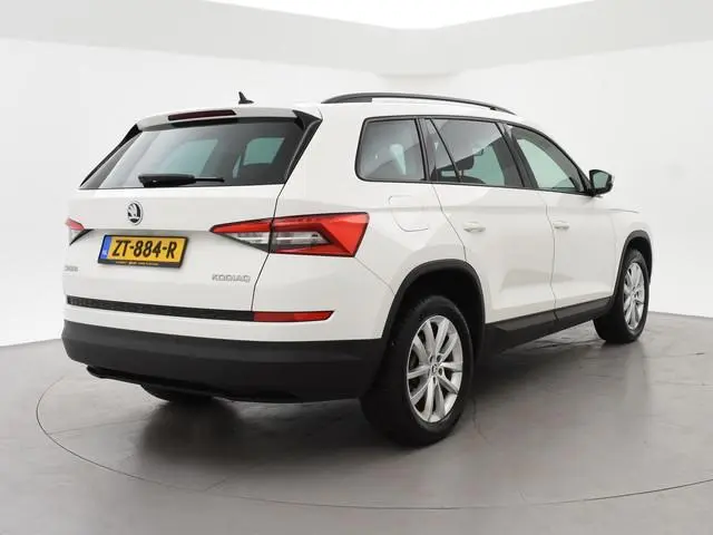 Skoda Kodiaq 1.4 TSI ACT 150 PK DSG + LED | STOELVERWARMING | APPLE CARPLAY | NAVIGATIE | PRIVACY GL...