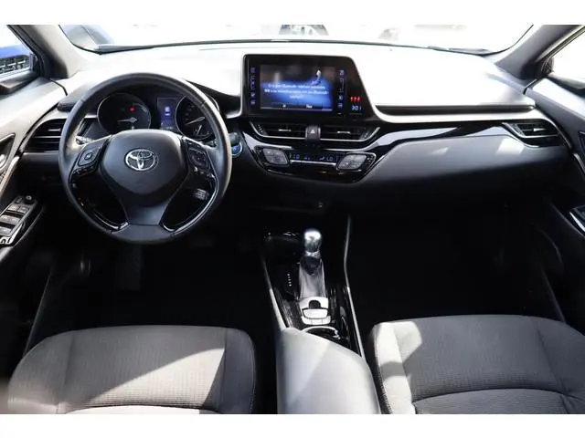 Toyota C-HR 1.8 Hybrid Dynamic, Parkeersensoren, Dealer onderhouden, Navigatie, Camera