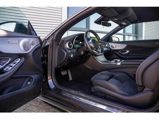 Mercedes-Benz C-klasse Cabrio 200 AMG Line Airscarf Burmester Multibeam LED Stoelverw. Navigatie 18'...