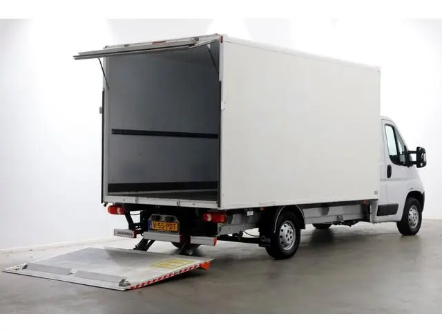 Opel Movano 2.2D 140pk Bakwagen met laadklep 1.060kg laadvermogen 08-2023