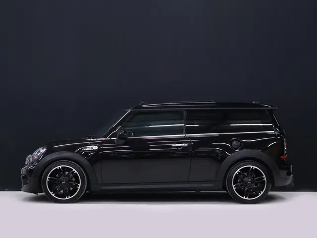 MINI Mini Clubman 1.6 Cooper S Final Edition [SCHUIFKANTELDAK, CRUISE CONTROL, BLUETOOTH TELEFOON, H...