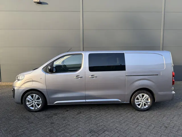 Opel Vivaro-e DC 75 kWh (Stoelverwarming - 2x Schuifdeuren - Keyless Entry - Laadruimte betimmering...