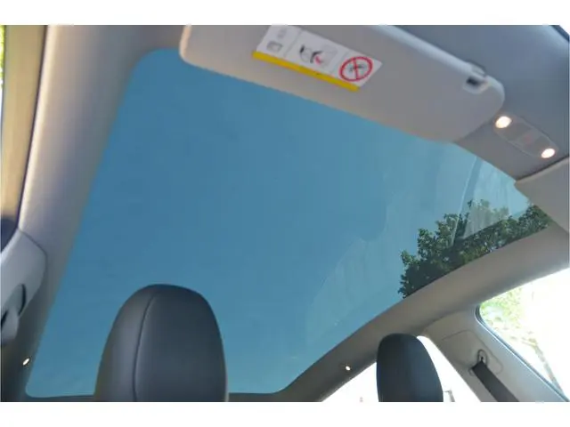 Tesla Model Y Long Range AWD 75 kWh Trekhaak (1.600kg), AutoPilot3.0 Ryzen