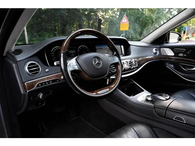Mercedes-Benz S-Klasse