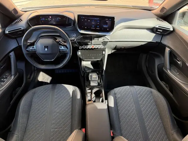 Peugeot e-2008 EV Allure Pack 50 kWh