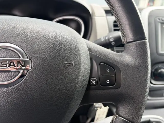 Nissan NV300