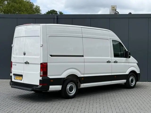 Volkswagen Crafter 2.0 TDI 141 PK / L3H3 / 1e EIGENAAR / ZEER NETJES !! / AIRCO / CRUISE / ERGO GEVE...