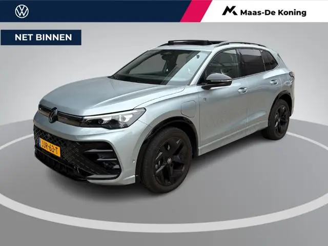 Volkswagen Tiguan 1.5 eHybrid 272pk DSG R-Line Edition · Panoramadak · Inklap. Trekhaak · 360 Camera...