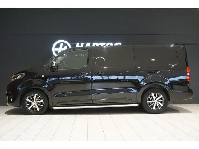 Toyota pro-ace