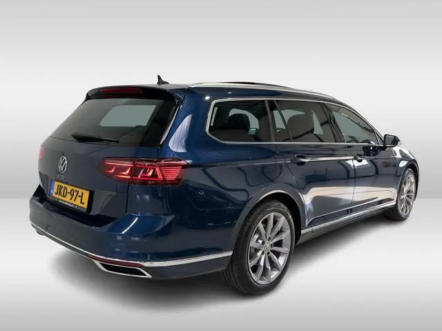 Volkswagen Passat Variant 1.4 TSI PHEV 218pk GTE | Pano | Dynaudio | Trekhaak