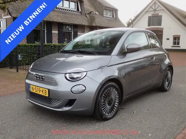Fiat 500 42kWh 88%SOH PASSION CARPLAY / DAB / 16-INCH / CCS