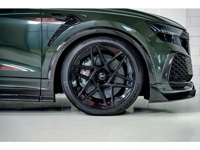 Audi RSQ8