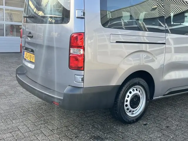 Peugeot Traveller