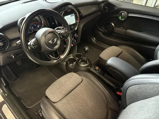 MINI 3-Deurs 1.5 Cooper Chili Business Cruise, Navi, Pano