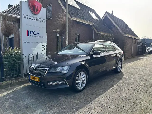 ŠKODA Superb Combi 1.4 TSI iV Automaat Business Edition Plus