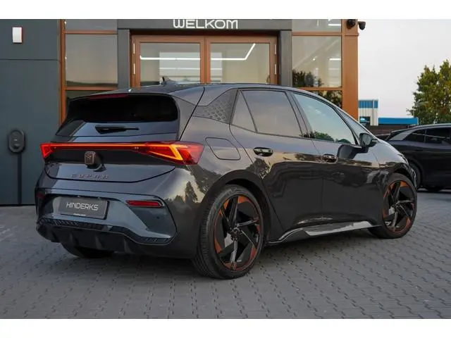 Cupra Born