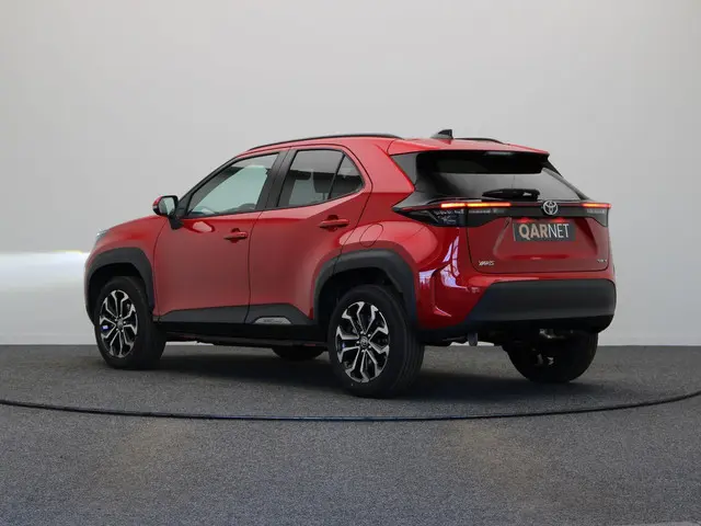 Toyota Yaris Cross 1.5 Hybrid 130 Dynamic | Stoelverwarming | Stuurwielverwarming | Apple Carplay &...