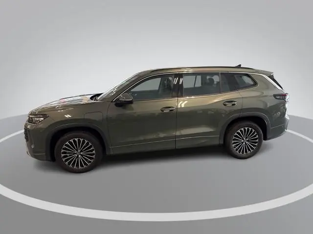 Volkswagen Tayron 1.5 204pk DSG eHybrid Life Edition · Camera · Wegklapbare Trekhaak · Apple/Android...