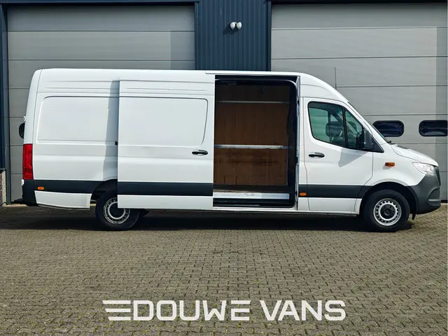 Mercedes-Benz Sprinter L3 H2 Automaat MBUX 10.25 Camera Carplay Trekhaak