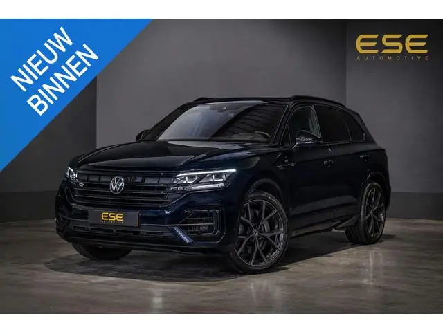 Volkswagen Touareg 3.0 TSi 4MOTION R | Panorama| Dynaudio | 360 Camera | Nachtzicht | Trekhaak | HUD