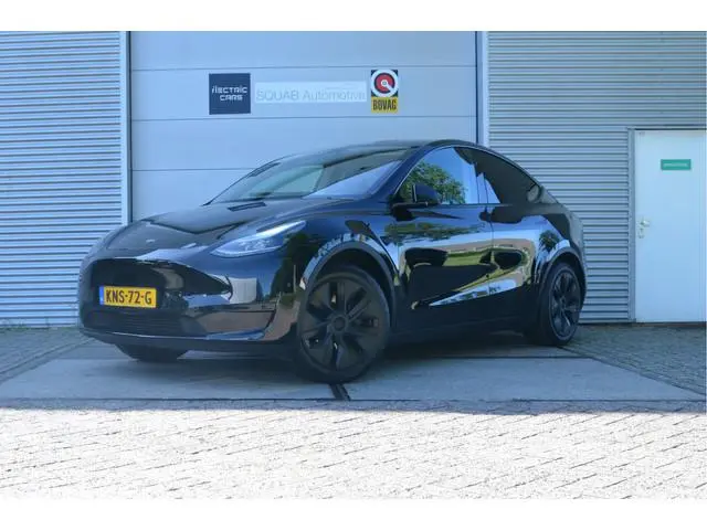 Tesla Model Y RWD 58 kWh Premium, AutoPilot4.0 (FSD 99,- per maand), LFP Accu!