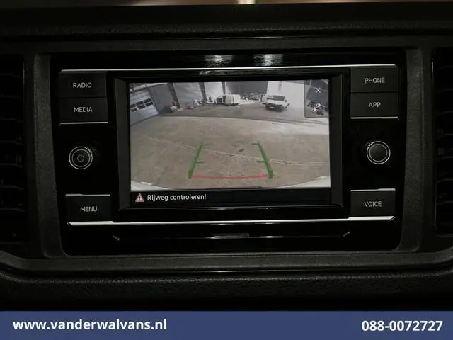 Volkswagen Crafter 2.0 TDI 141pk L3H3 L2H2 Euro6 Airco | Camera | Apple Carplay | Massagestoel | Cru...