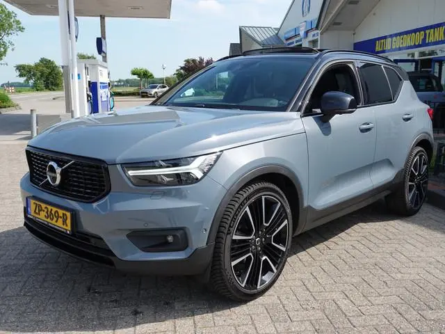 Volvo XC40