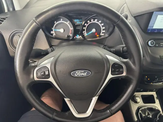 Ford Transit Courier